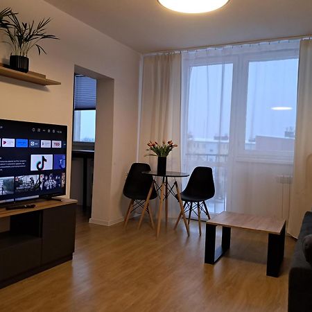 Kawalerka 28M Salon Z Kuchnia Centrum Nowy Sącz Eksteriør bilde